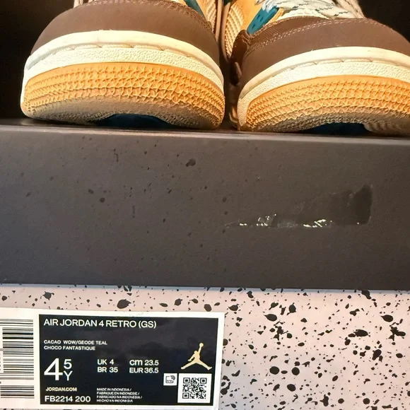 Like new, Air Jordan Retro 4 Sneakers in Brown and Tan, Size 4.5Y - Picture 8 of 8